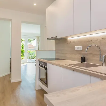 Maestral Apartment