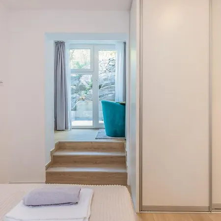 Maestral Apartment *