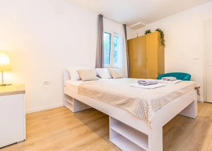Maestral Apartman Makarska