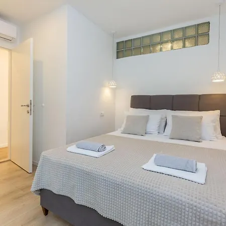 Maestral Apartment *